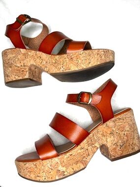 Seychelles Wendy Brown Faux Leather Platform Cork Sandals 9